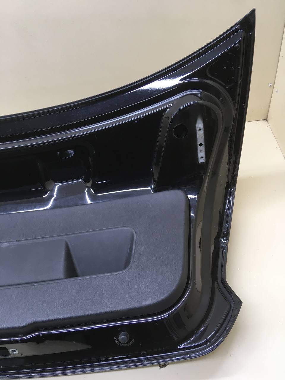 Крышка багажника Volkswagen Polo (MK5) 2011-2020 Крышка багажника Volkswagen Polo (MK5) 2011-2020