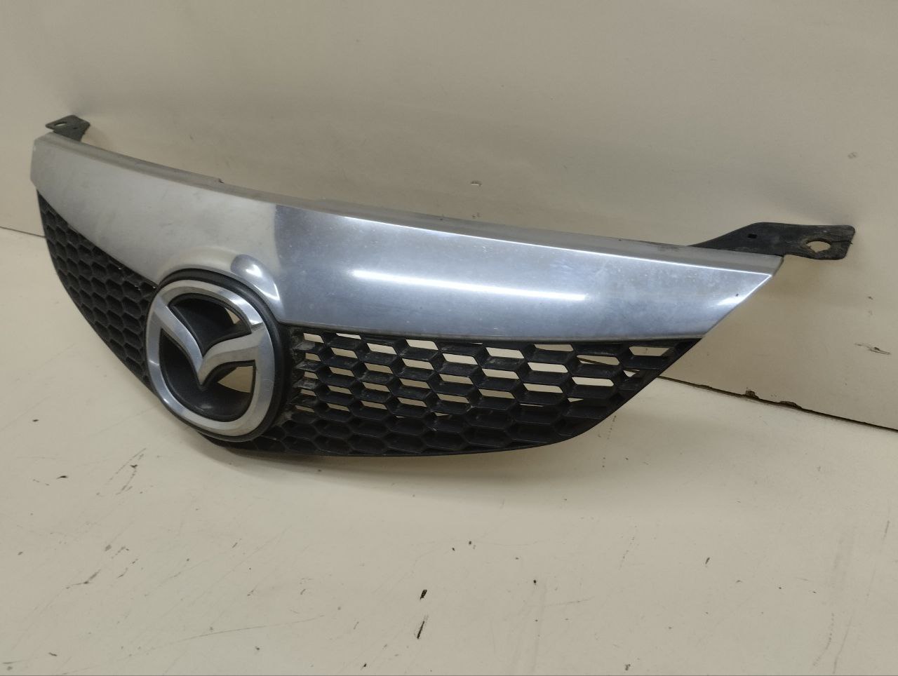 Решетка радиатора Mazda Mazda 6 (GG) 2002-2007 Решетка радиатора Mazda Mazda 6 (GG) 2002-2007