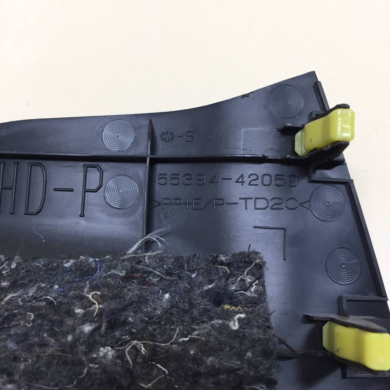 Накладка (кузов внутри) Toyota Rav 4 (XA40) 2013-2019 Накладка (кузов внутри) Toyota Rav 4 (XA40) 2013-2019