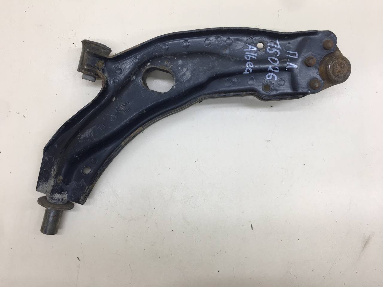 Рычаг передний левый Fiat Albea 2002-2012