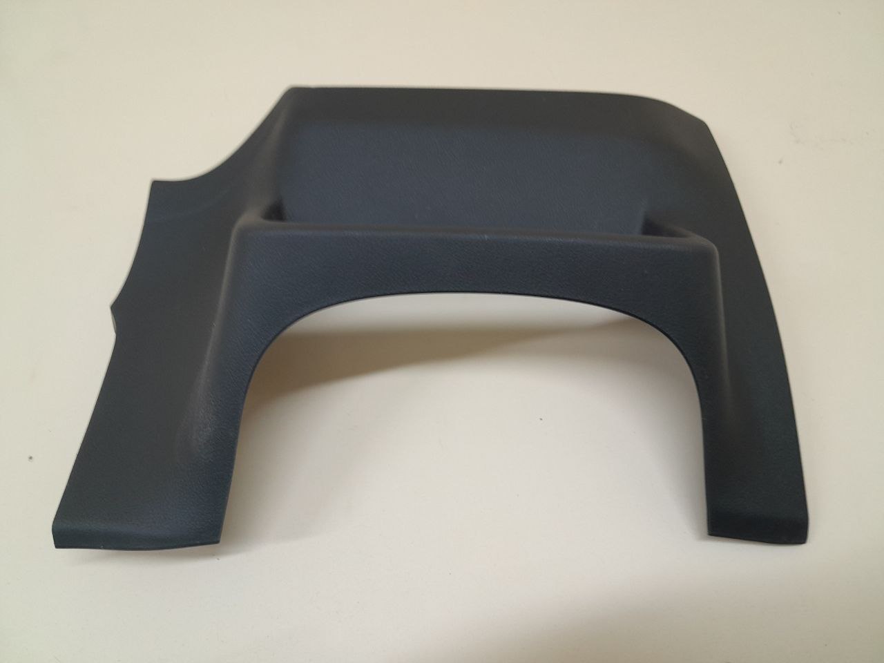 Накладка (кузов внутри) Mitsubishi Outlander (GF) 2012>