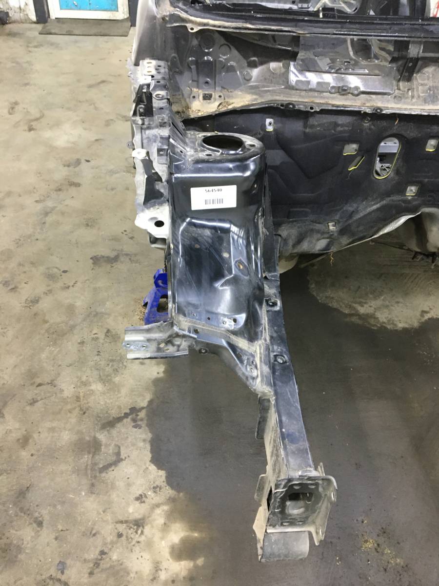 Четверть передняя правая Lexus NX 200 (Z10) 2014-2021