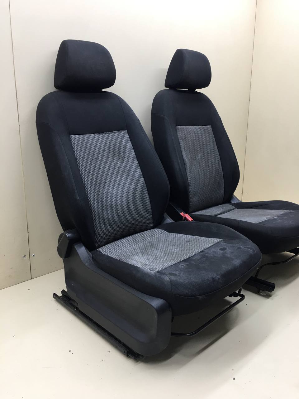 Сиденье (комплект) Volkswagen Polo (MK5) 2011-2020 Сиденье (комплект) Volkswagen Polo (MK5) 2011-2020