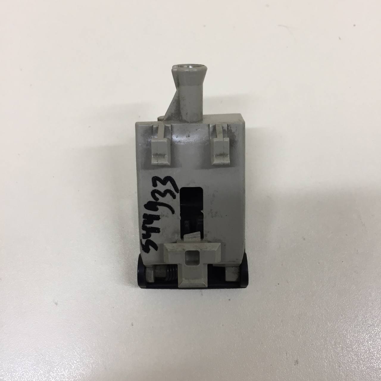 Ручка открывания капота Toyota Camry (XV50) 2011-2017 Ручка открывания капота Toyota Camry (XV50) 2011-2017