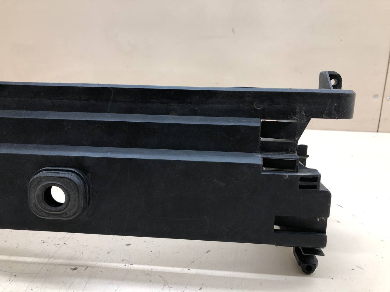 Панель передняя BMW 7-Series F01,F02  2008-2015