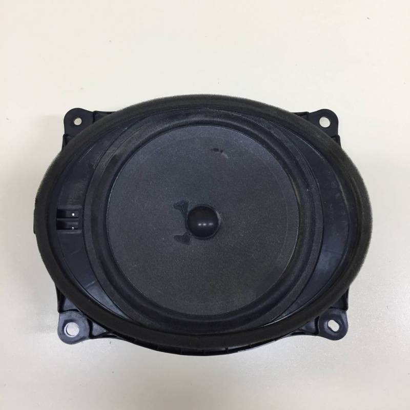 Динамик Toyota Camry (V50) 2011-2017 Динамик Toyota Camry (V50) 2011-2017