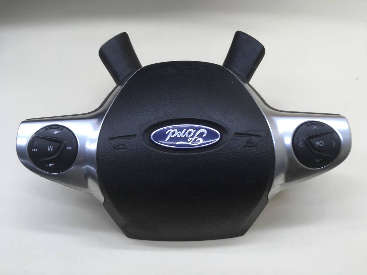 Подушка безопасности (комплект) Ford Focus 3 2011> Подушка безопасности (комплект) Ford Focus 3 2011>