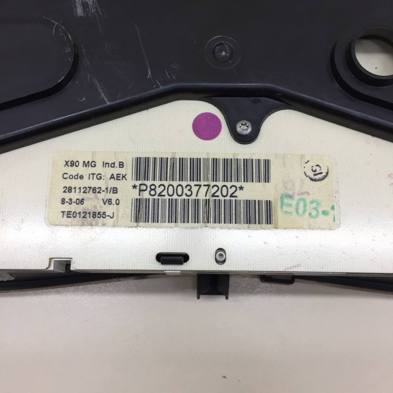 Панель приборов Renault Logan (1) 2005-2014