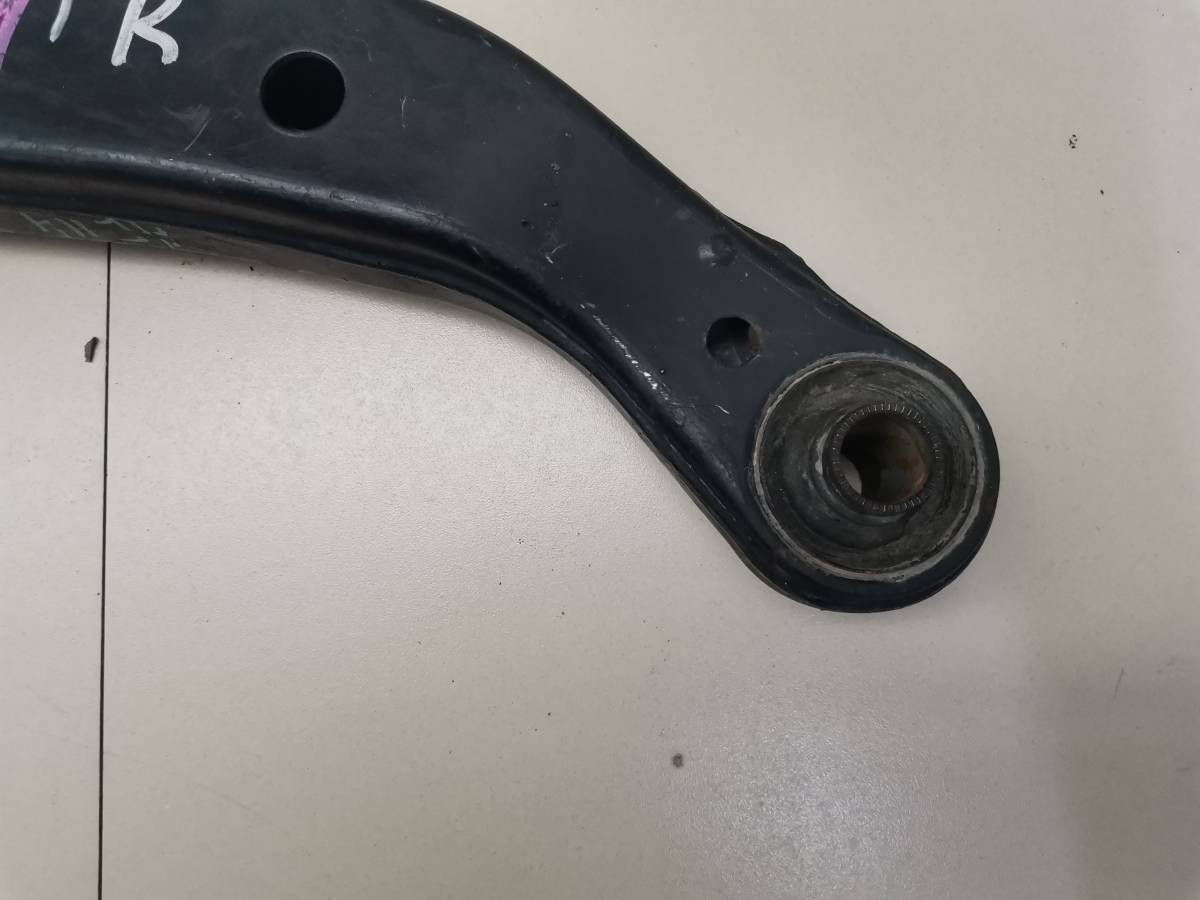 Рычаг передний правый Toyota Corolla E100 1991-1996 Рычаг передний правый Toyota Corolla E100 1991-1996