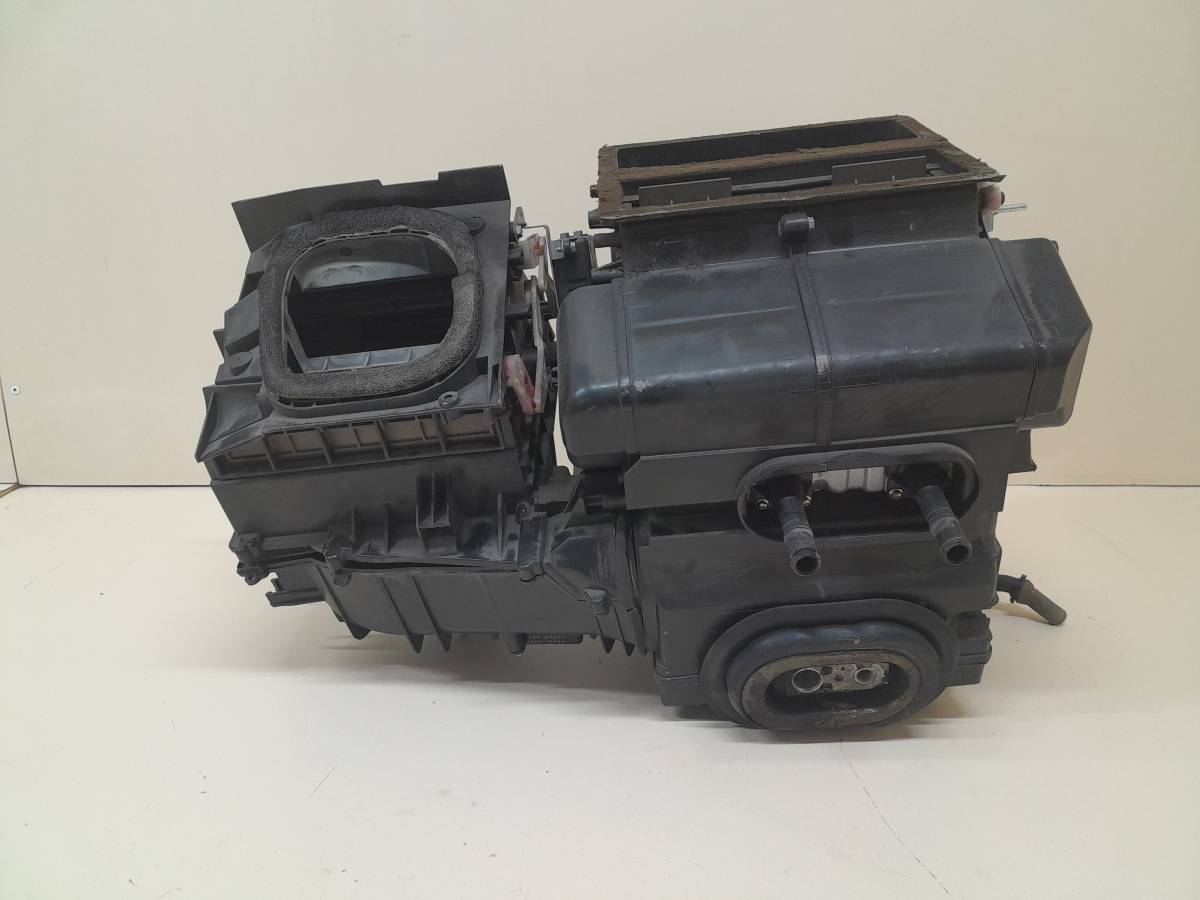 Корпус отопителя Nissan Almera (N16) 2000-2006 Корпус отопителя Nissan Almera (N16) 2000-2006