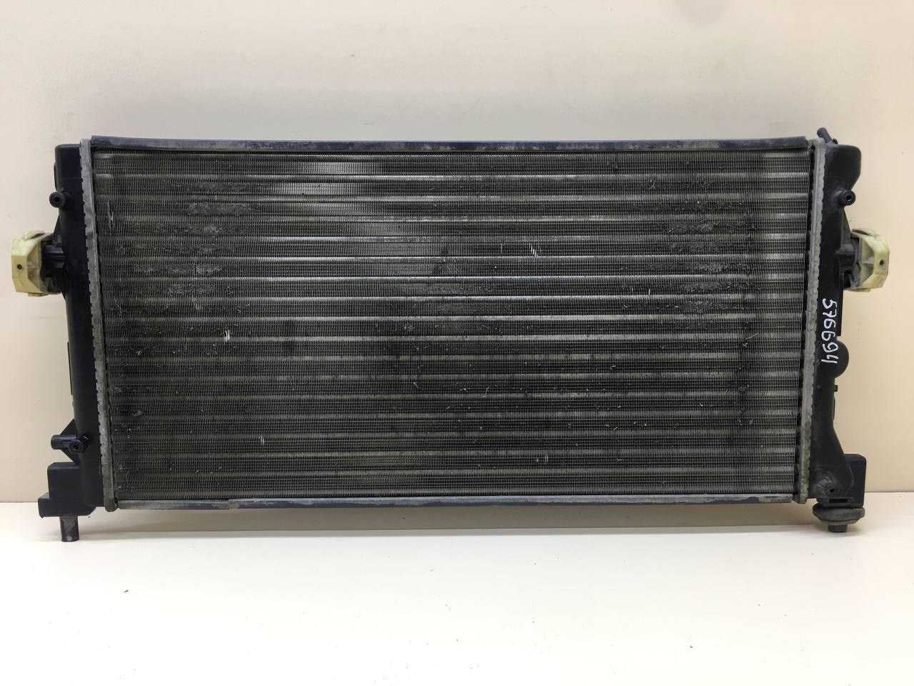 Радиатор охлаждения двигателя Volkswagen Polo (MK5) 2011-2020