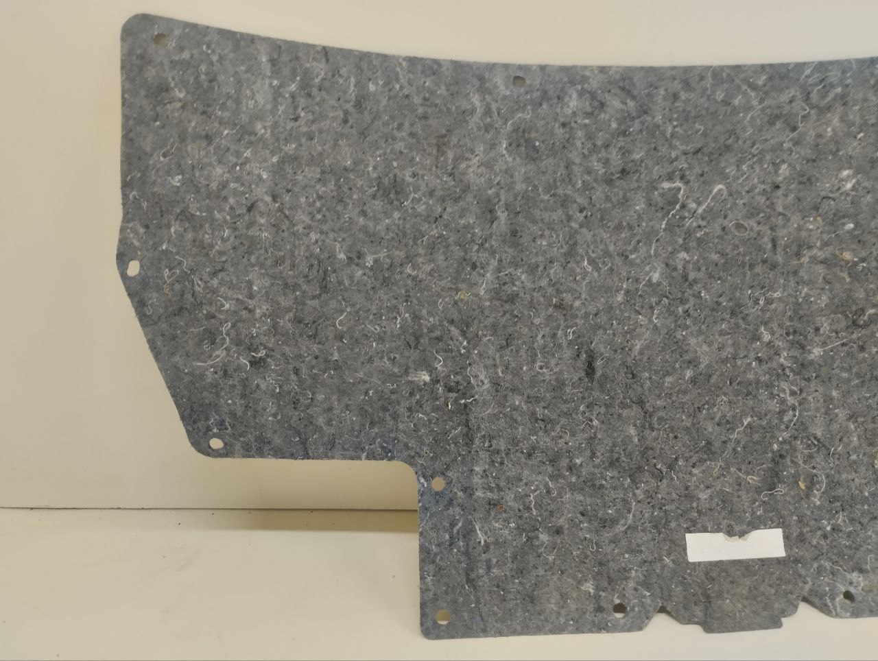 Обшивка крышки багажника Nissan Almera (N16) 2000-2006