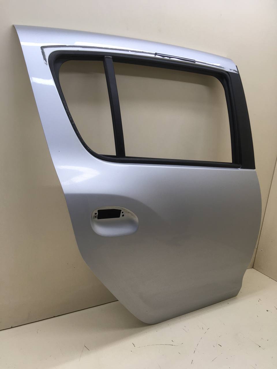 Дверь задняя правая Renault Sandero Stepway (5S) 2014-2022 Дверь задняя правая Renault Sandero Stepway (5S) 2014-2022