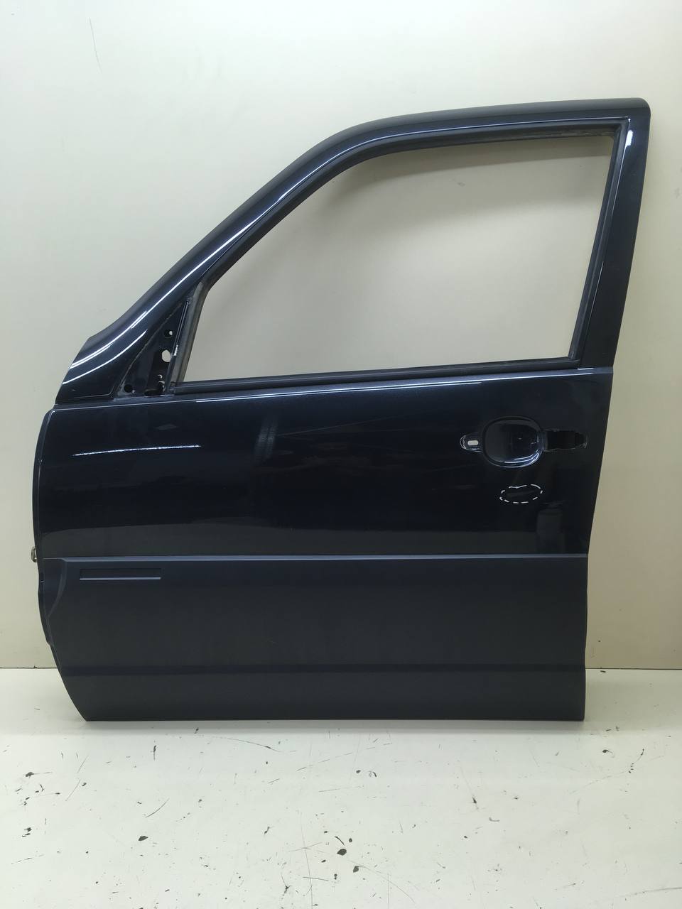 Дверь передняя левая Chevrolet Niva 2009-2020 Дверь передняя левая Chevrolet Niva 2009-2020