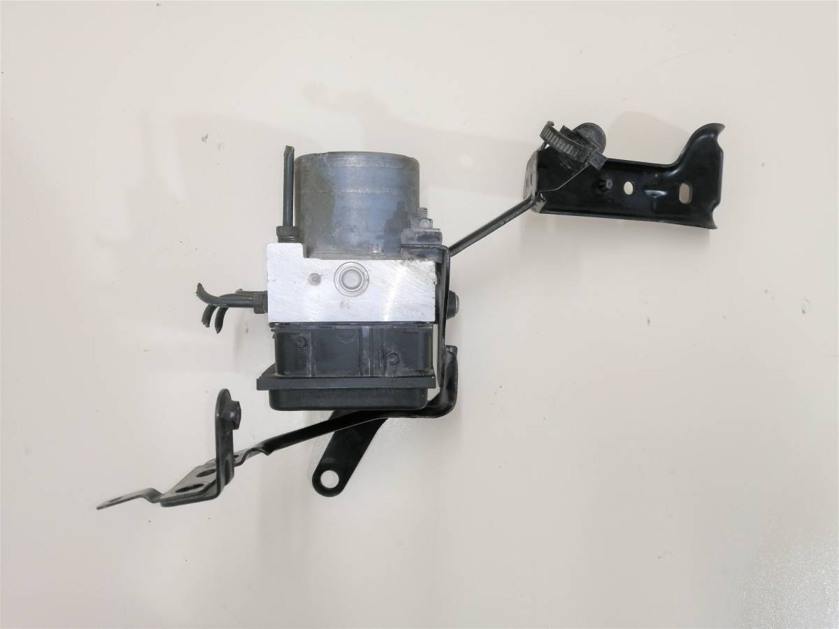 Блок ABS (насос) Subaru Impreza (GE,GV/G12/G22) 2007-2012 Блок ABS (насос) Subaru Impreza (GE,GV/G12/G22) 2007-2012