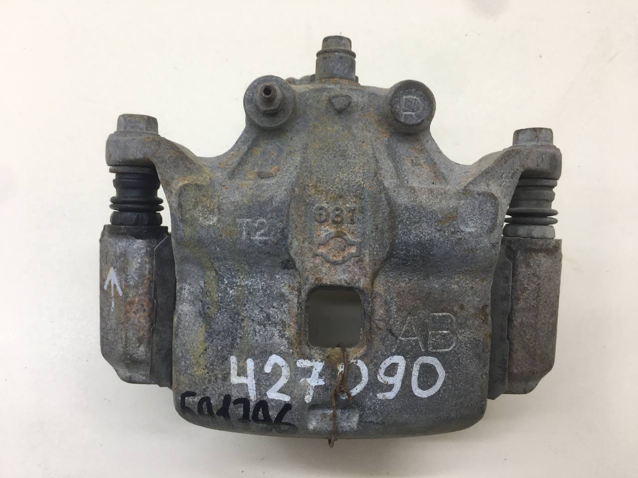 Суппорт передний правый Nissan Primera (P12) 2002-2007