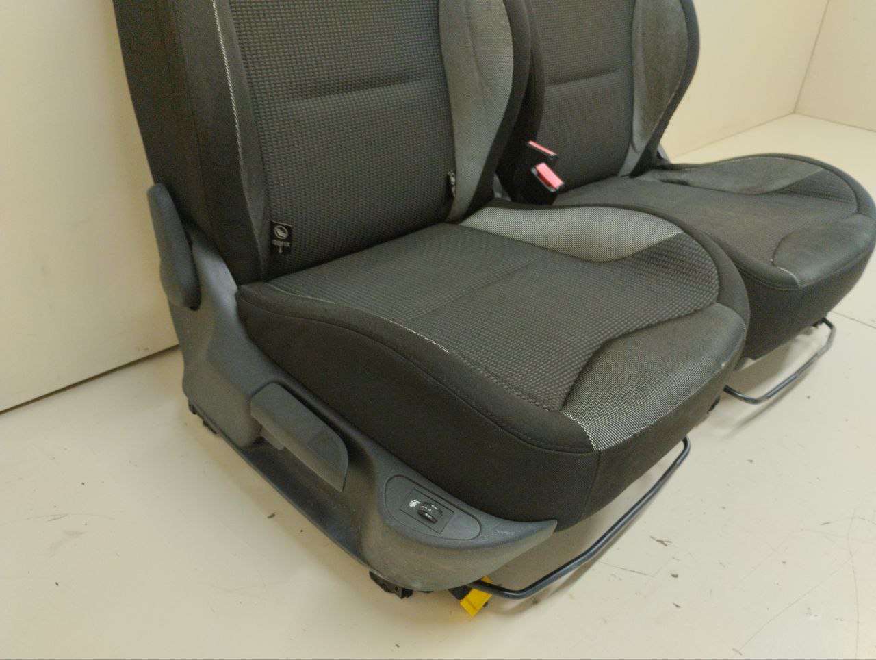 Сиденье (комплект) Peugeot 308 2007>