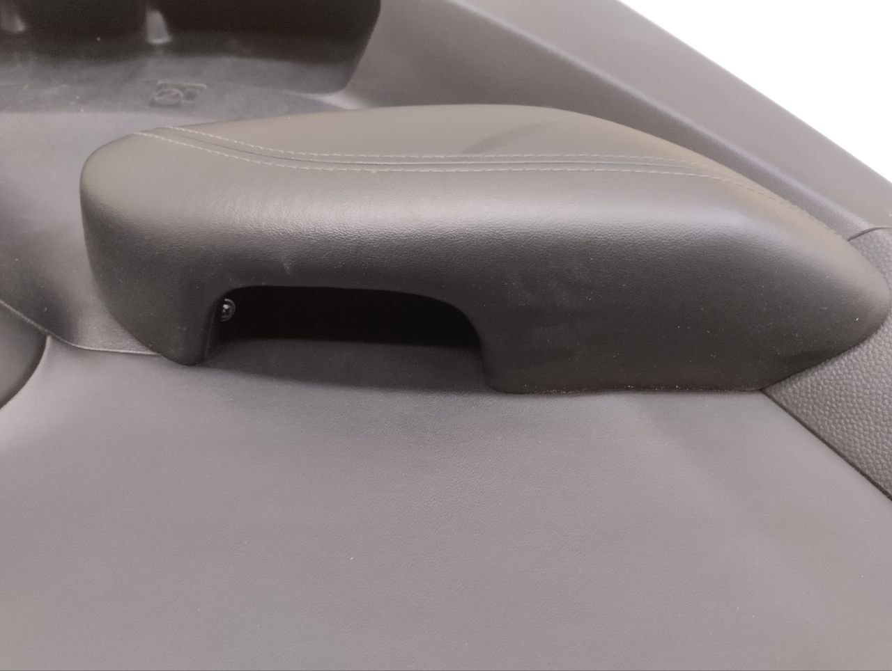 Обшивка двери задней левой Hyundai ix35 (LM) 2010-2015