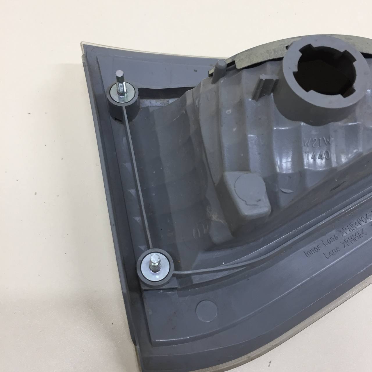 Фонарь задний внутренний правый Subaru Impreza (G12) 2007-2012