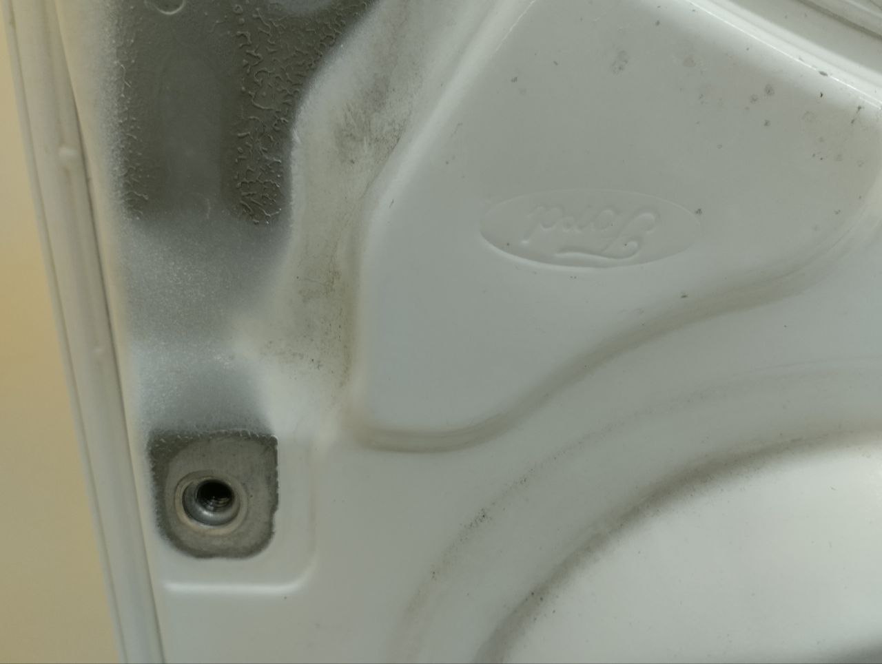 Крышка багажника Ford Mondeo 4 2007-2015 Крышка багажника Ford Mondeo 4 2007-2015