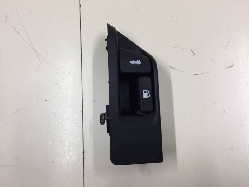 Ручка открывания багажника Toyota Corolla E150 2006-2013