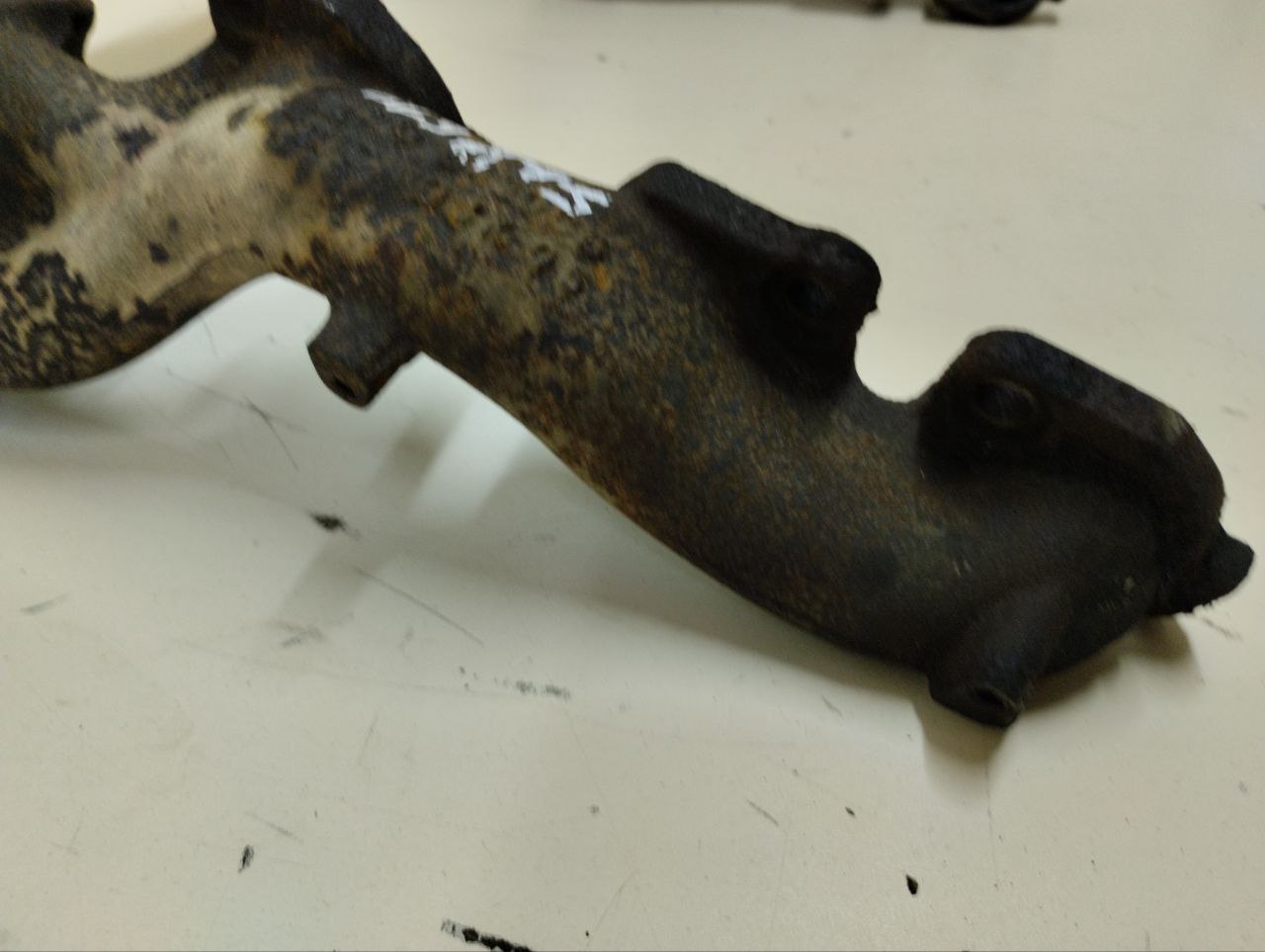 Коллектор выпускной Land Rover Discovery 3 (L319) 2004-2009