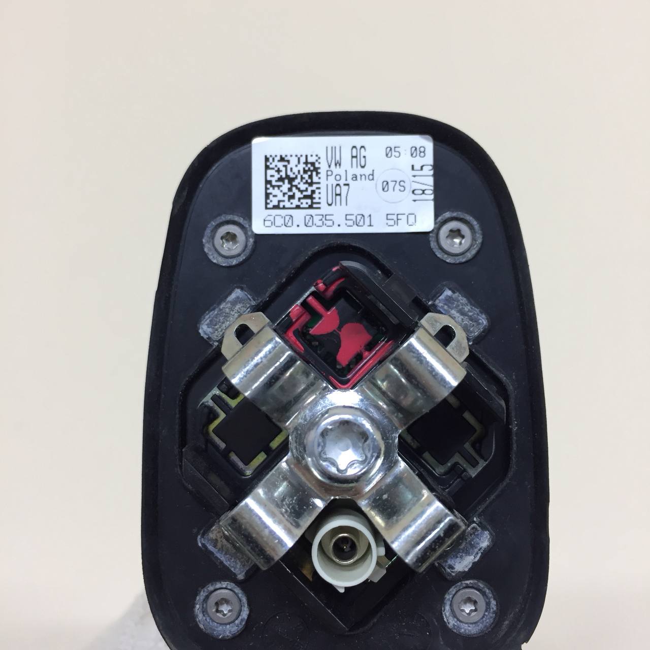 Антенна Skoda Rapid 2012-2020 Антенна Skoda Rapid 2012-2020