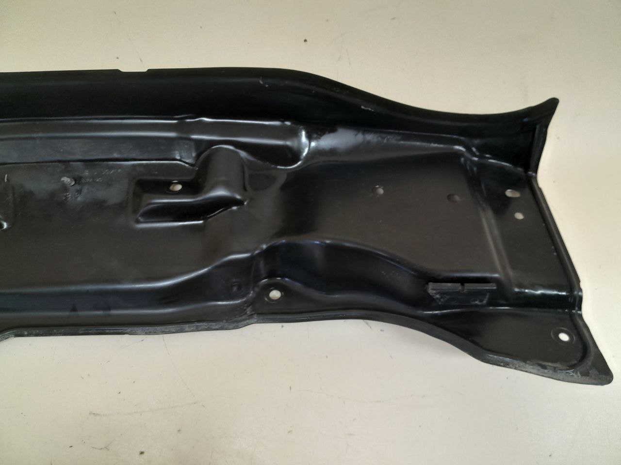 Водосток Volkswagen Polo (MK5) 2011-2020