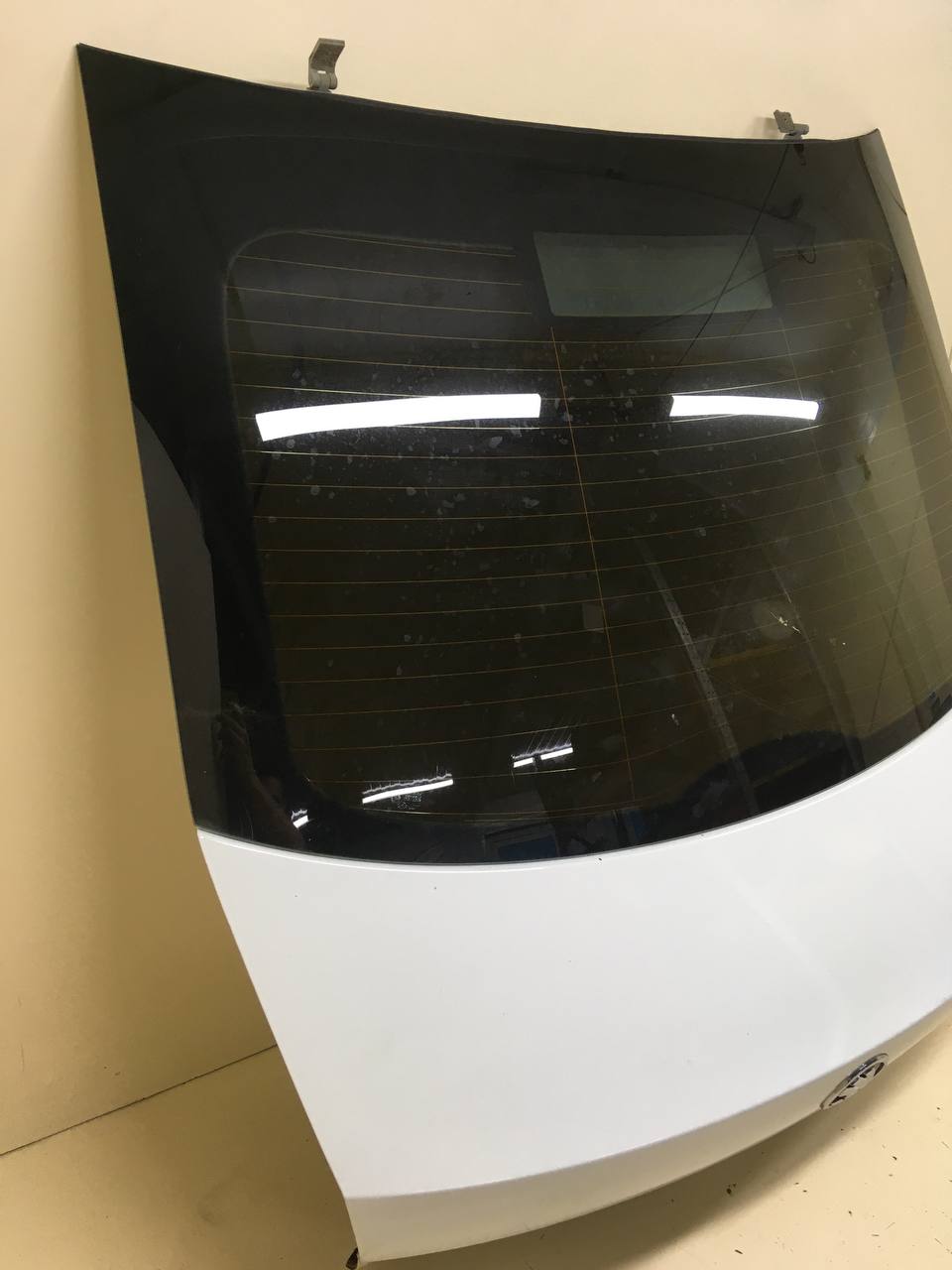 Дверь багажника со стеклом Skoda Rapid 2012-2020 Дверь багажника со стеклом Skoda Rapid 2012-2020