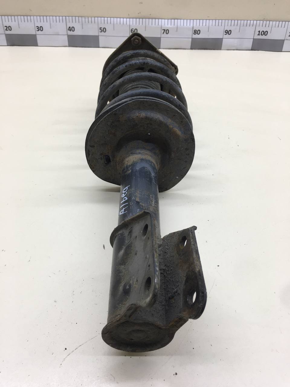 Амортизатор передний Fiat Albea 2002-2012