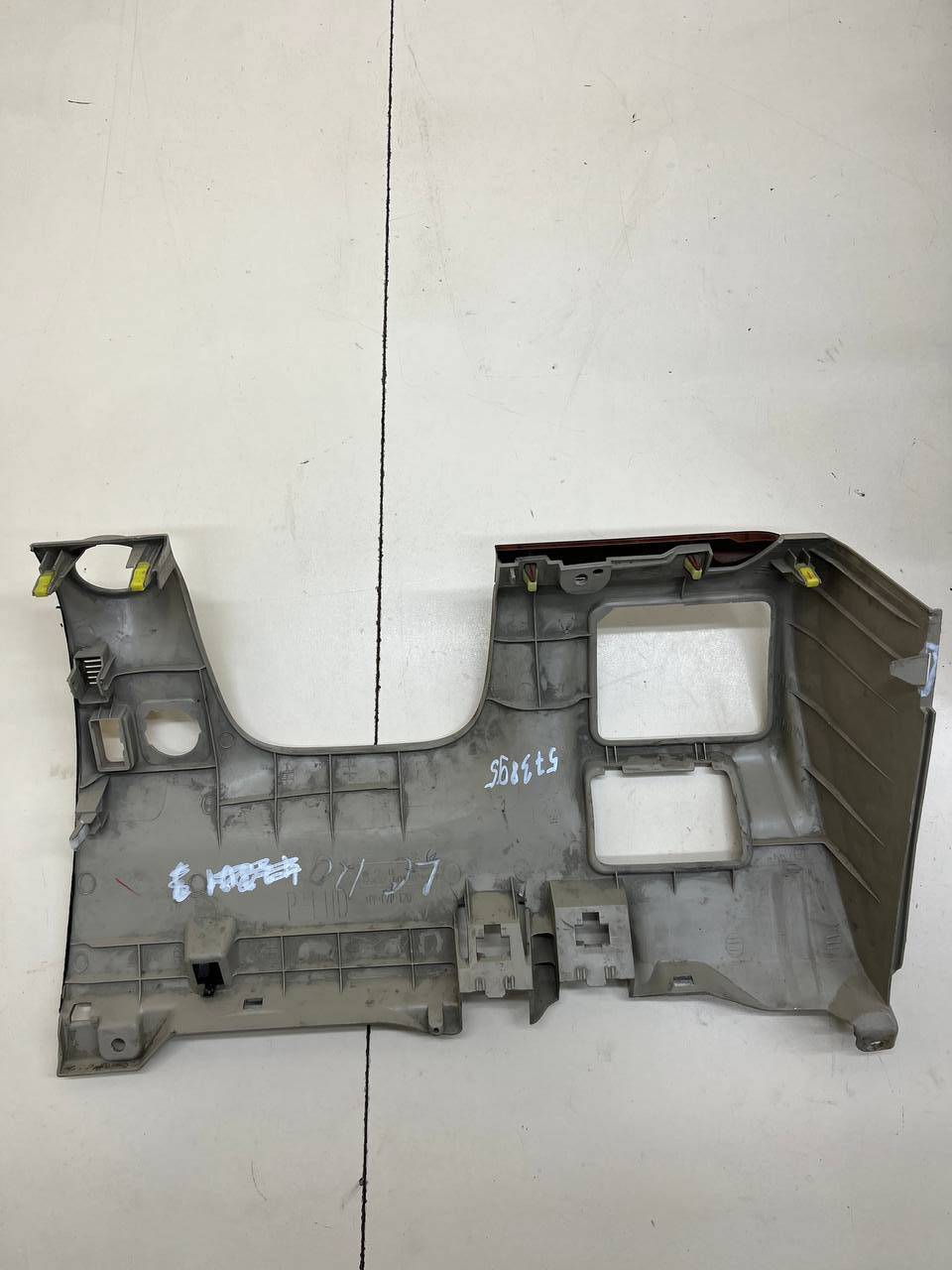 Накладка (кузов внутри) Toyota Land Cruiser Prado (J120) 2002-2009
