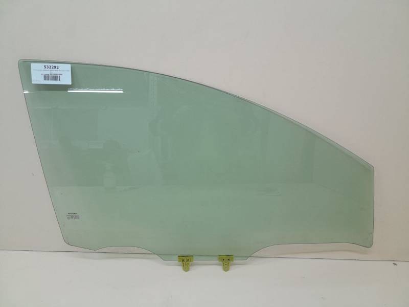 Стекло двери передней правой Nissan Note (E11) 2006-2013 Стекло двери передней правой Nissan Note (E11) 2006-2013