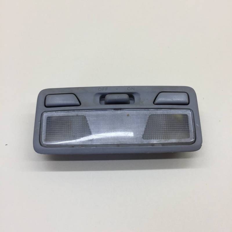 Плафон салонный Mitsubishi Pajero/Montero 3 (V6, V7) 2000-2006 Плафон салонный Mitsubishi Pajero/Montero 3 (V6, V7) 2000-2006