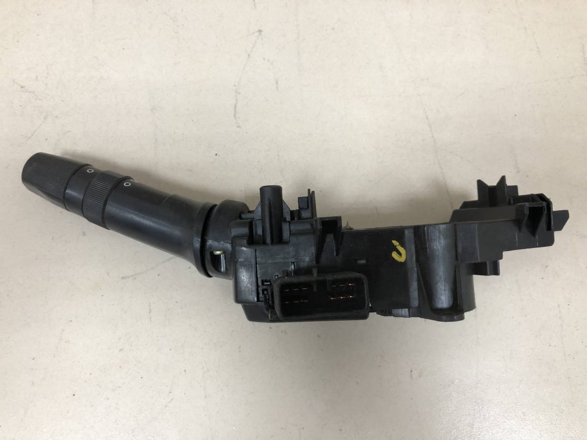 Переключатель поворотов подрулевой Kia Rio 3 (QB) 2011-2017