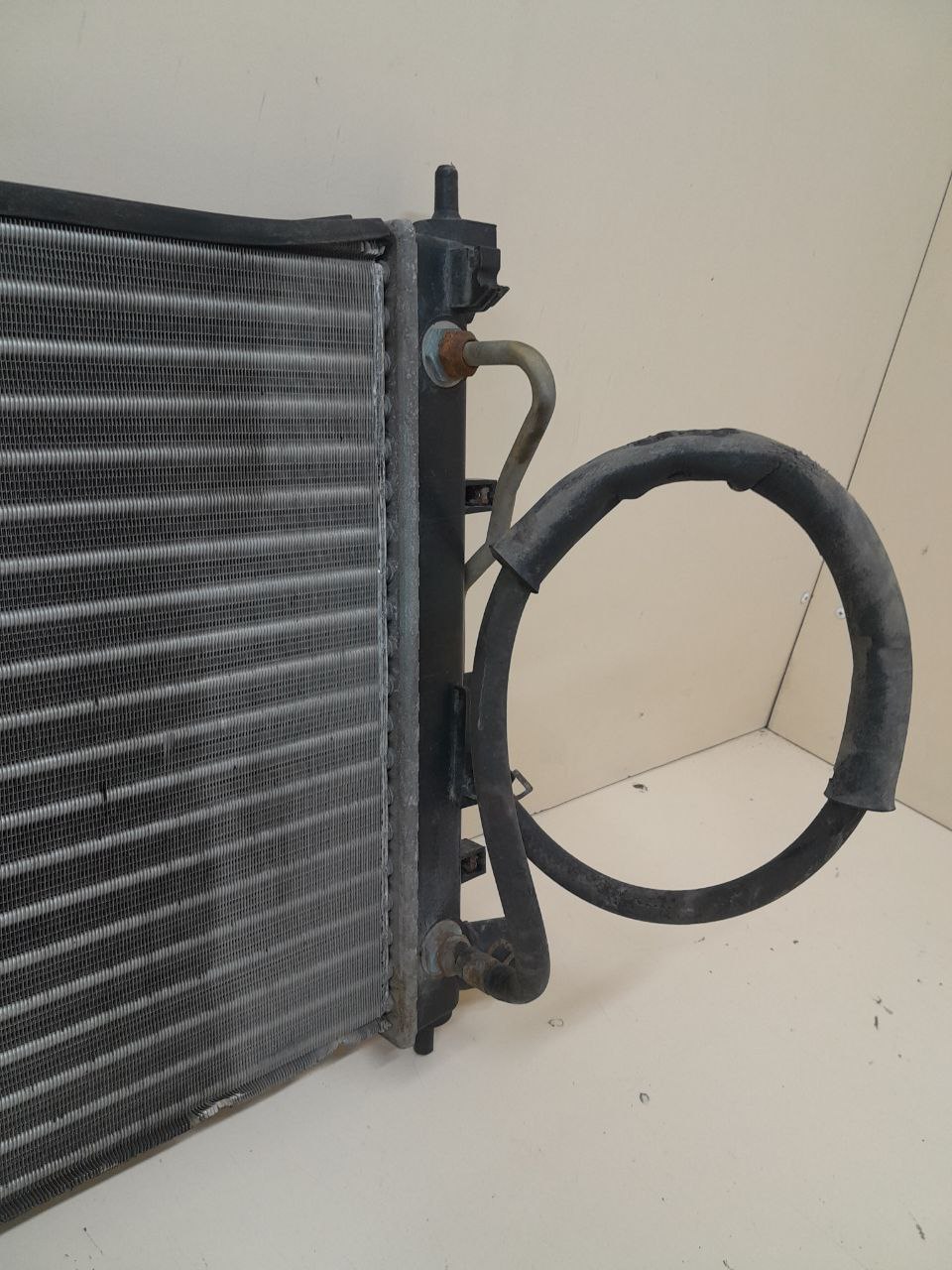 Радиатор охлаждения двигателя Hyundai Solaris (RB) 2010-2017