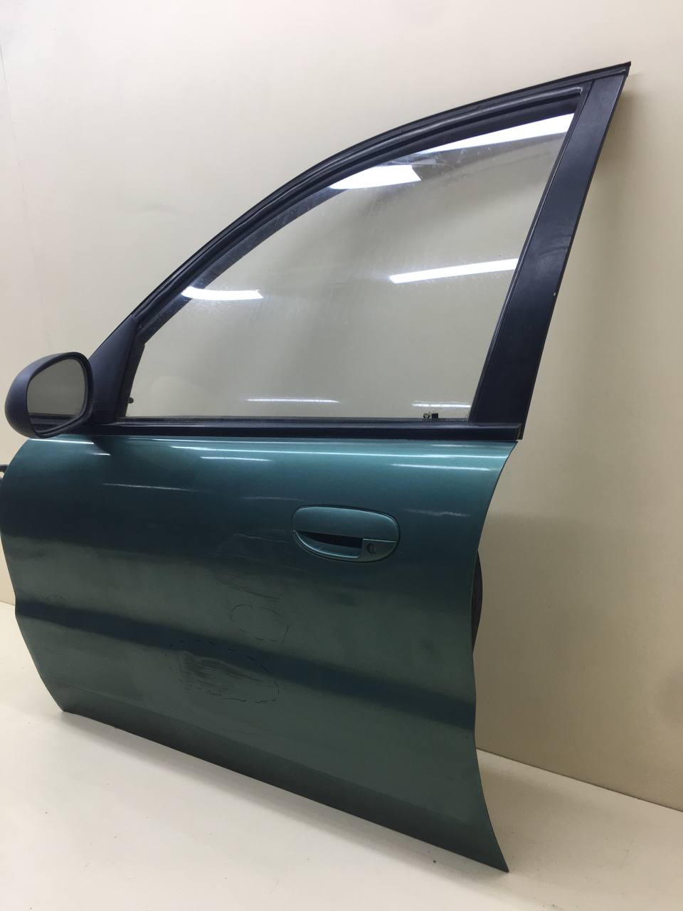 Дверь передняя левая Chevrolet Lanos (T100) 2004-2010 Дверь передняя левая Chevrolet Lanos (T100) 2004-2010