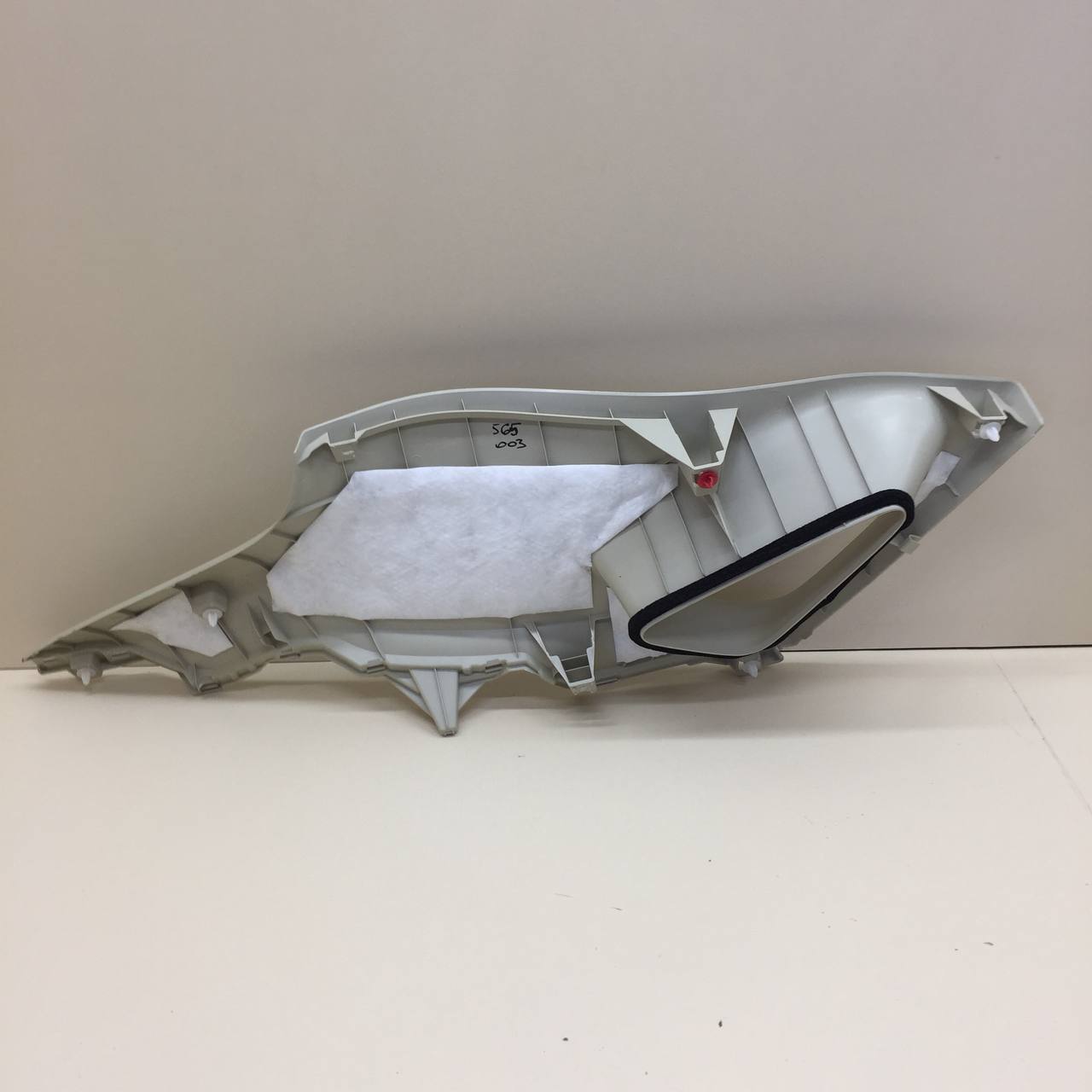 Обшивка стойки Lexus NX 200 (Z10) 2014-2021
