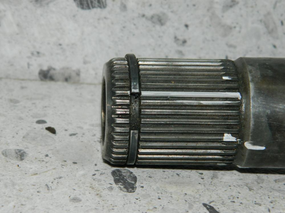 Полуось передняя левая Porsche Cayenne 2003-2010 Полуось передняя левая Porsche Cayenne 2003-2010
