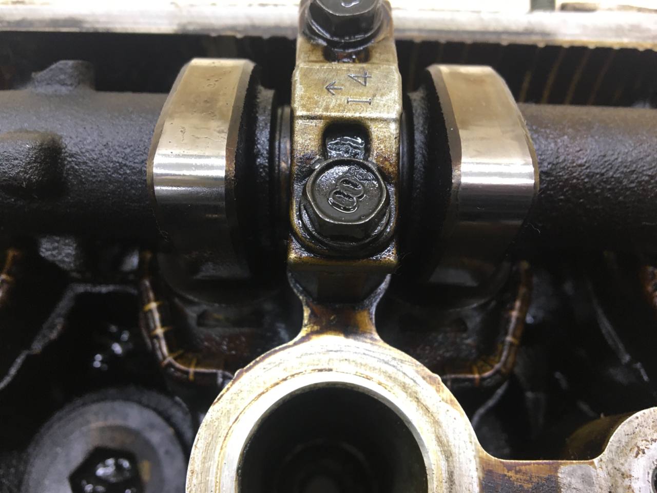 Головка блока цилиндров Toyota Camry (V40) 2006-2011 Головка блока цилиндров Toyota Camry (V40) 2006-2011