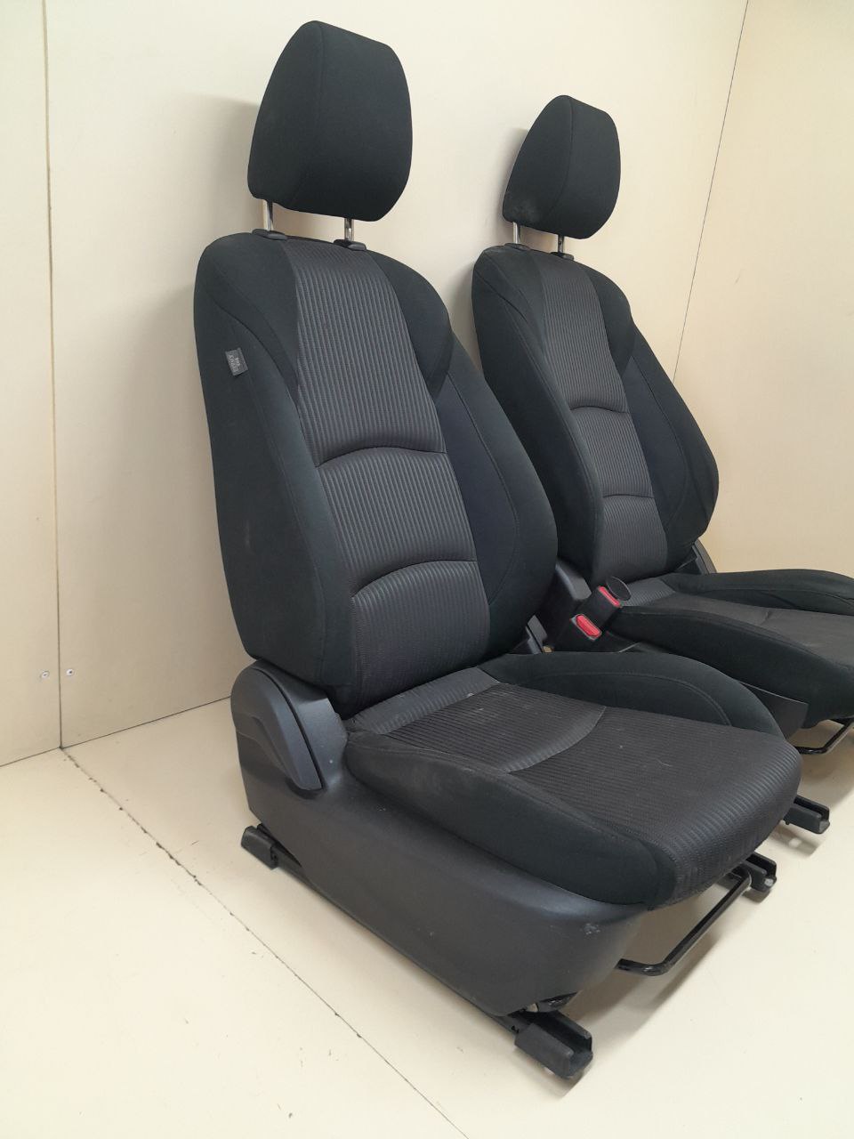 Сиденье (комплект) Mazda Mazda 3 (BM) 2013-2016 Сиденье (комплект) Mazda Mazda 3 (BM) 2013-2016