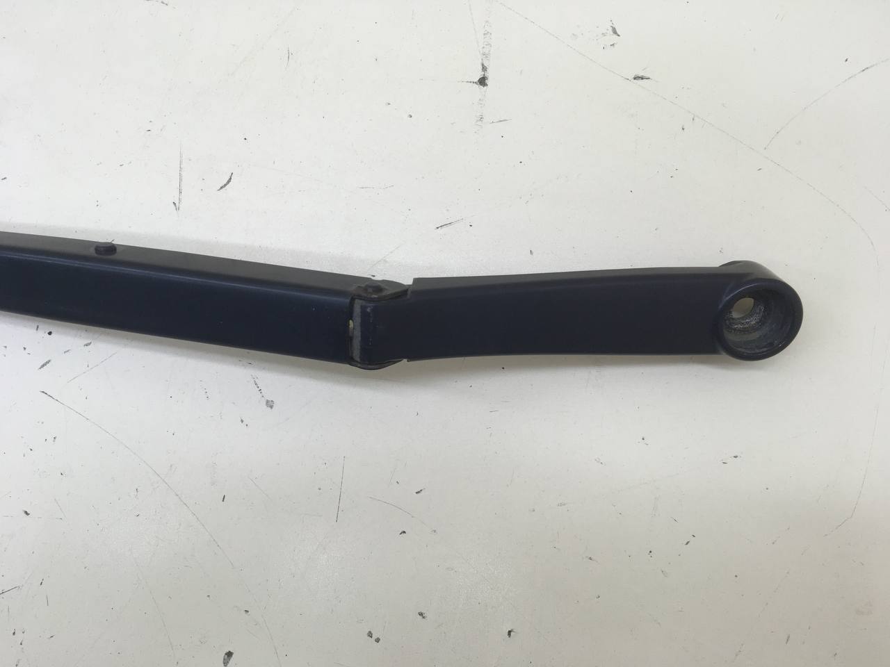 Поводок стеклоочистителя передний правый Hyundai ix35 (LM) 2010-2015