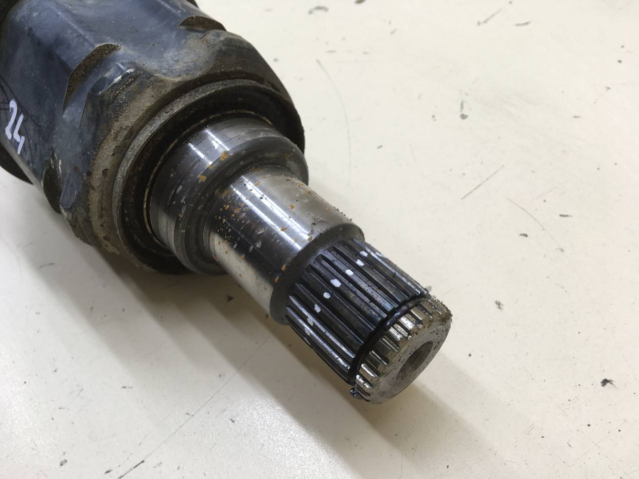 Полуось передняя левая Toyota Rav 4 (A30) 2006-2013 Полуось передняя левая Toyota Rav 4 (A30) 2006-2013