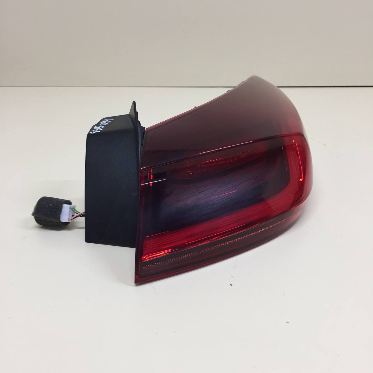 Фонарь задний наружный правый Kia Xceed 2019-2023