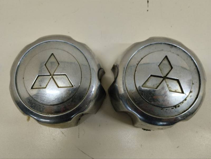 Колпак декоративный Mitsubishi Pajero/Montero Sport (K9) 1997-2008
