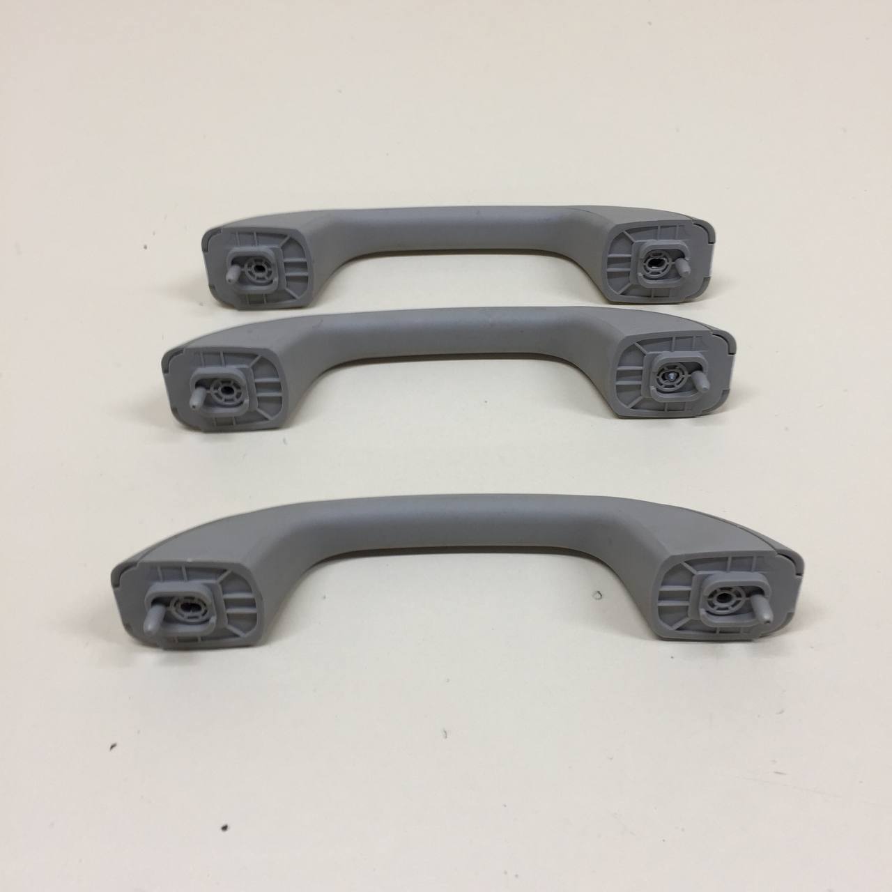Ручка внутренняя потолочная Renault Duster (HSA, HSM) 2012> Ручка внутренняя потолочная Renault Duster (HSA, HSM) 2012>
