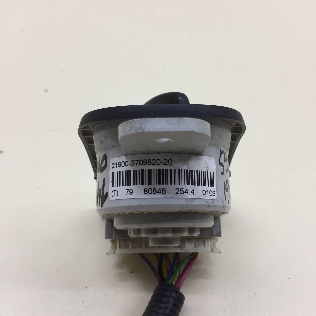 Переключатель света фар Lada Granta 2011>