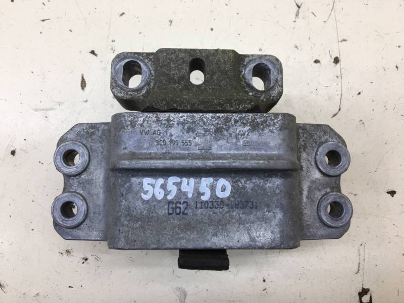 Опора КПП левая Volkswagen Passat B7 2011-2015