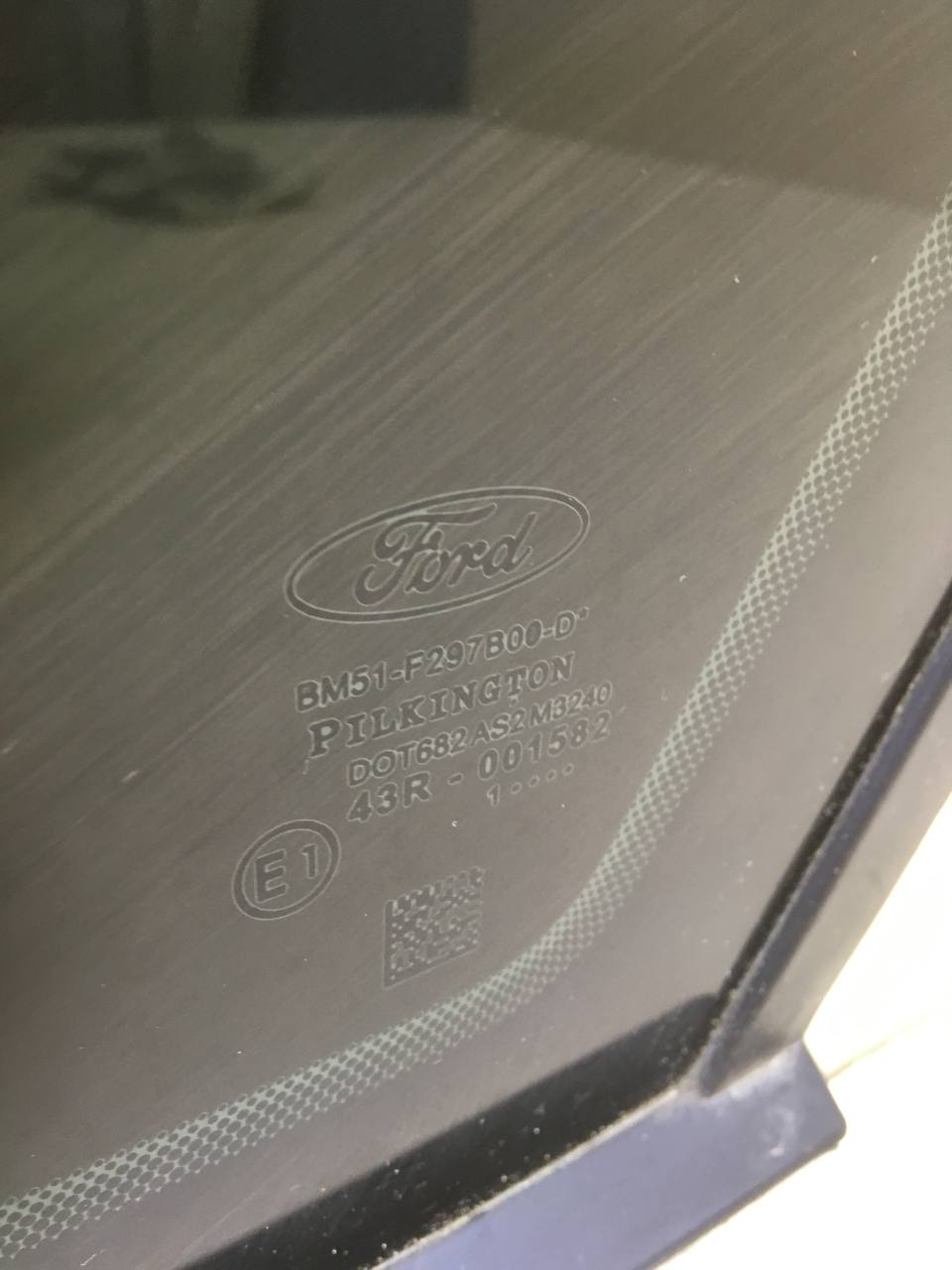 Стекло кузовное глухое правое Ford Focus 3 2011>