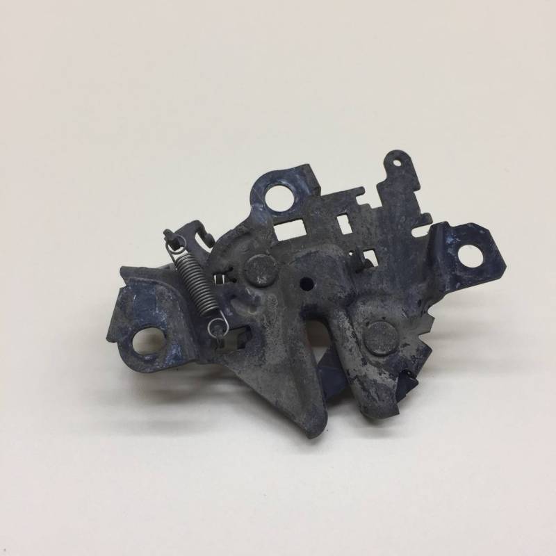 Замок капота Toyota Rav 4 (A30) 2006-2013