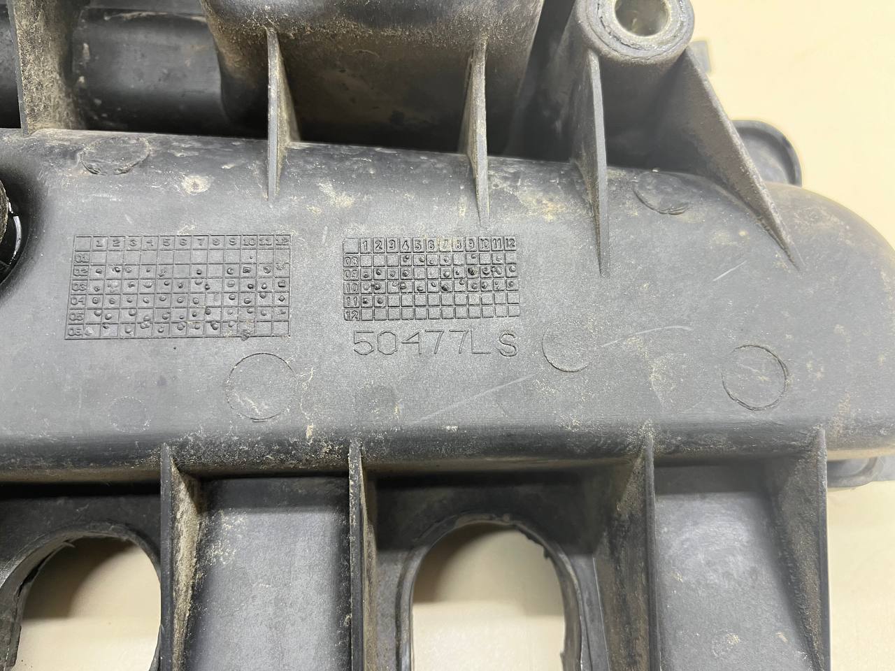 Коллектор впускной Renault Megane (2) 2002-2009 Коллектор впускной Renault Megane (2) 2002-2009